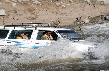 manali taxi service, taxi service in manali