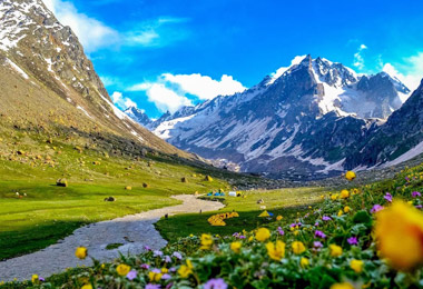 Manali to Hampta Pass Taxi Service