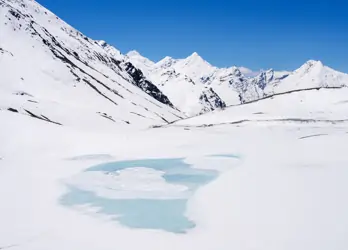 Shinkula Pass Sightseeing tour